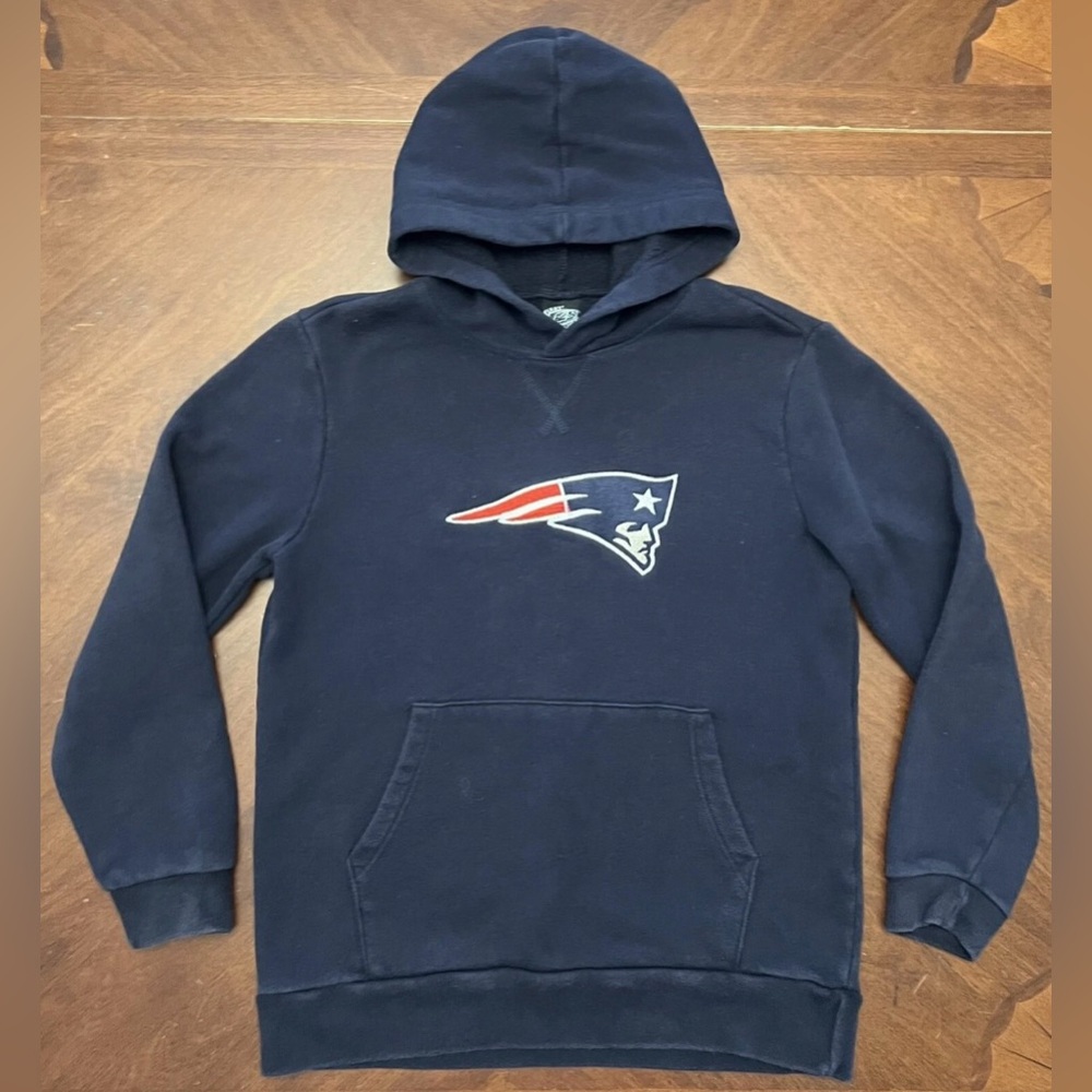 Boys New England Patriots Pullover Hoodie Sweater Size 10/12